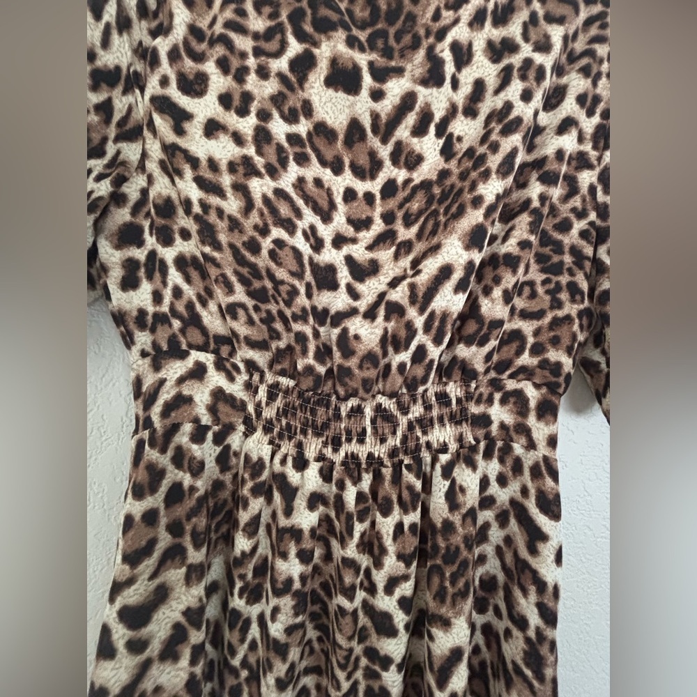 ASTR The Label leopard print button-down dress - Picture 10 of 10